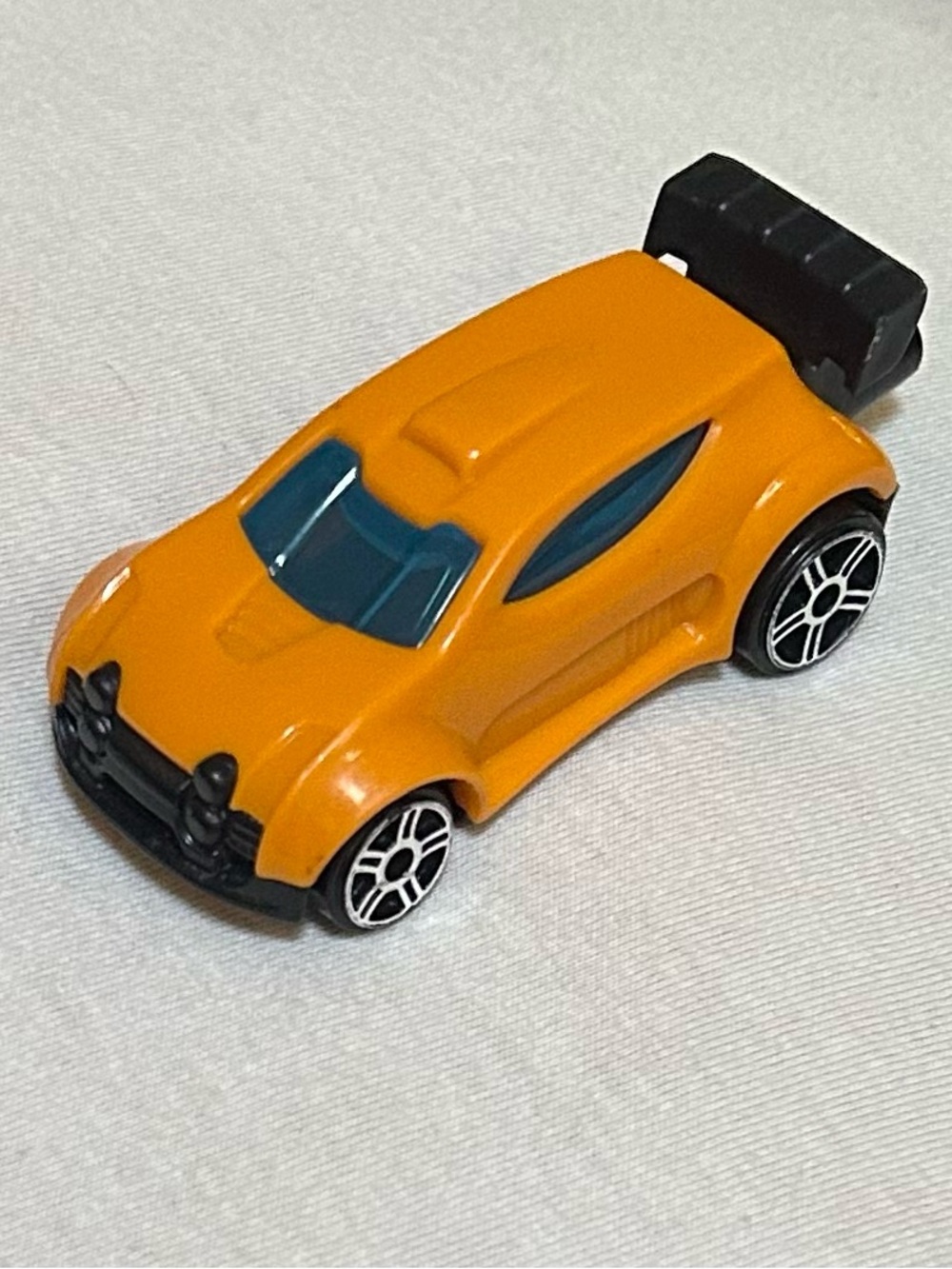 2014 McDonald's Hot Wheels Fast 4WD Orange Happy Meal Toy Car Loose